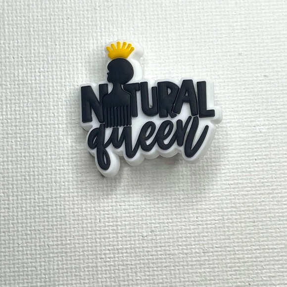 CROCS Accessories - Natural Queen Jibbit